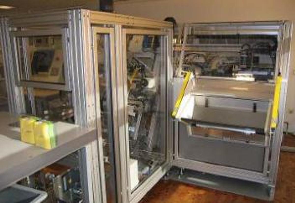 Used 2010 Polar DCM DCC-M Die Cutter with Counter Pressure