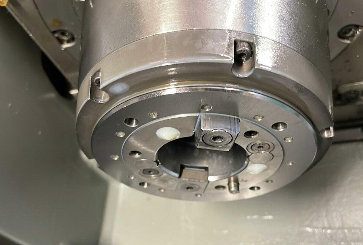 Used Deckel Maho DMU 50 V