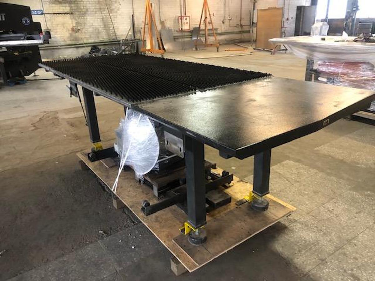 Used 2011 Amada EM2510NT