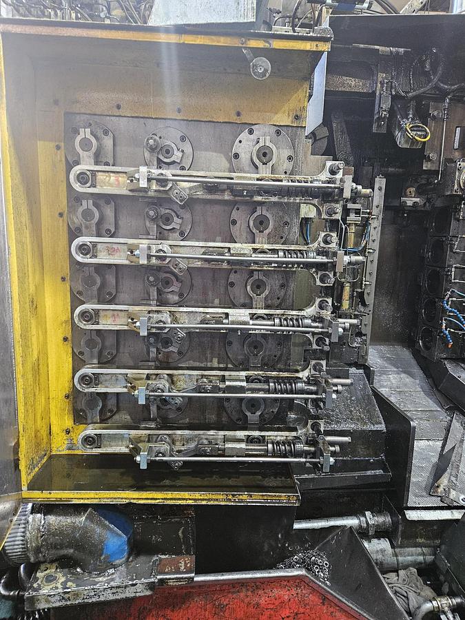 Used 1977 Peltzer & Ehlers GB-30/5 Stamping Machine