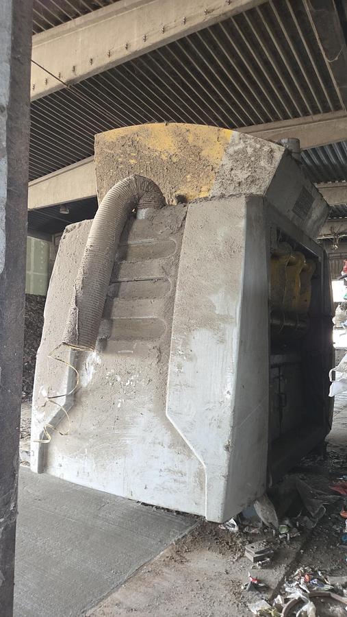 Used 2008 Untha TR2500 Shredder