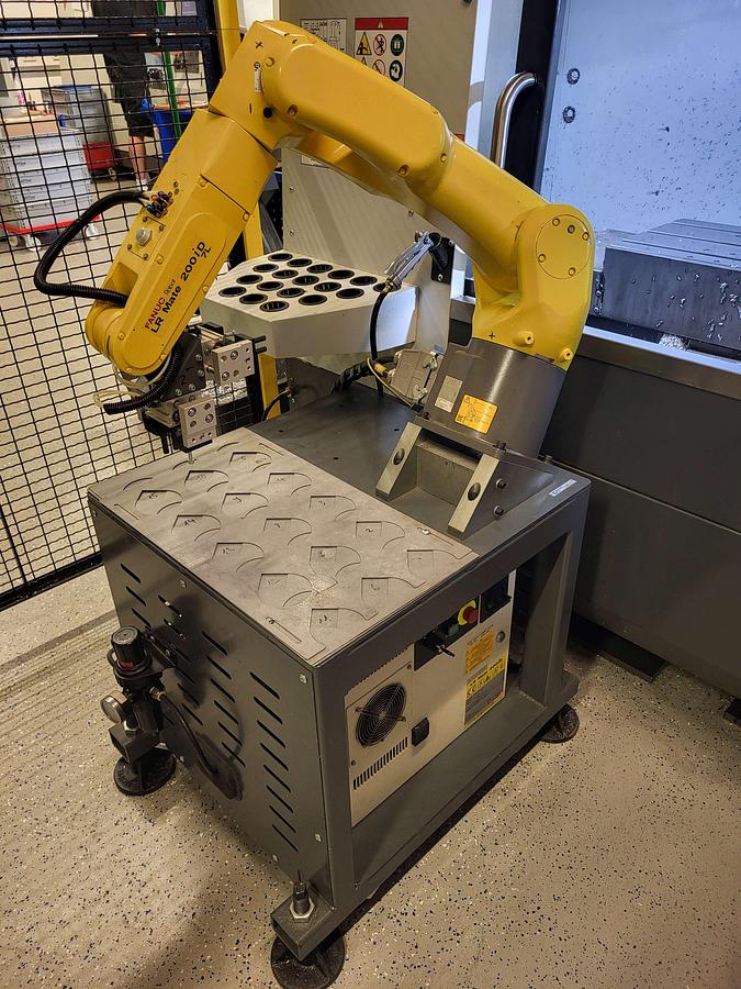 Used 2022 Fanuc  LR Mate 200iD