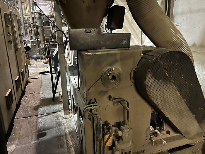 Used 1993 Prealpina extruder