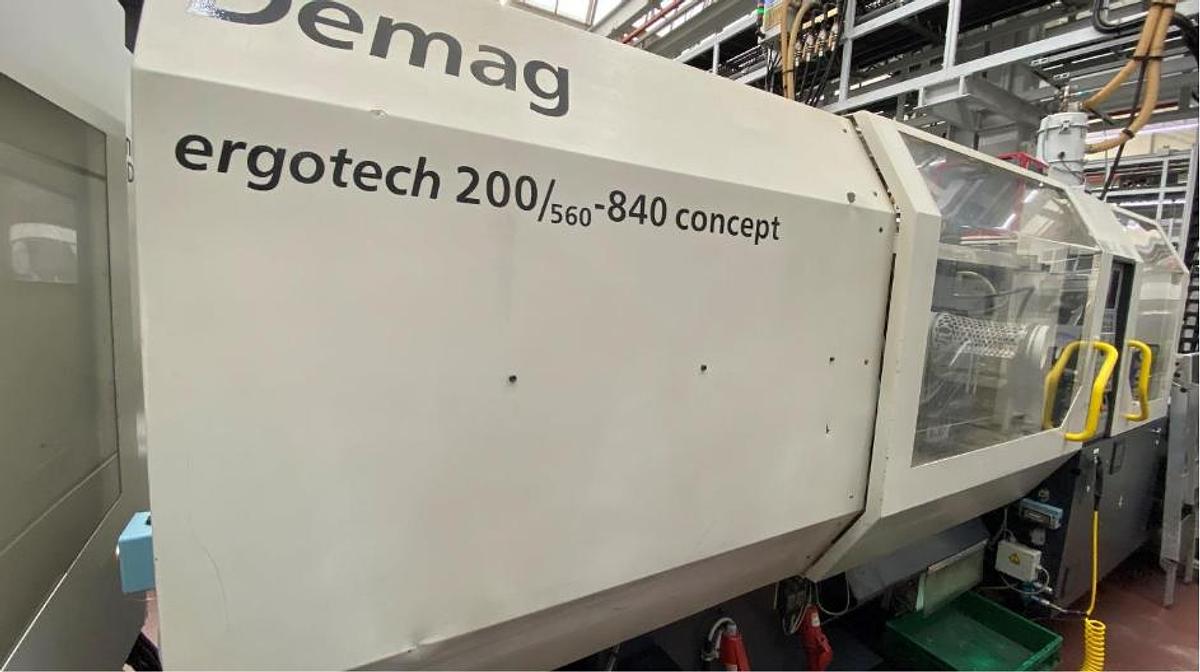 Used 2002 Demag 200/560-840 concept
