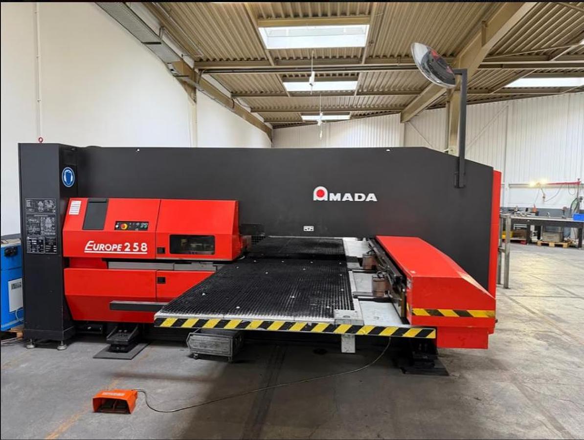 Used Amada Europe 258 CNC Turret Punching Machine 