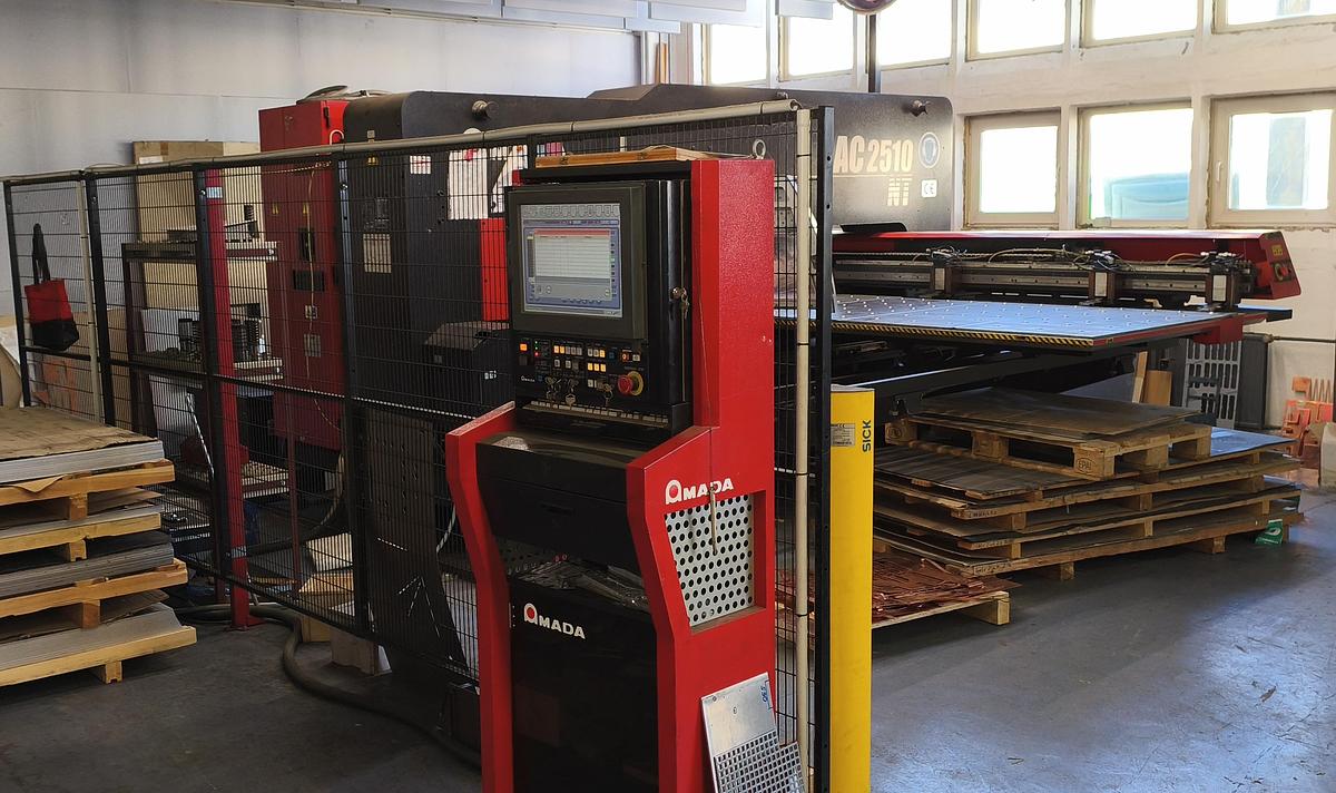 Used 2008 AMADA AC-2510 NT