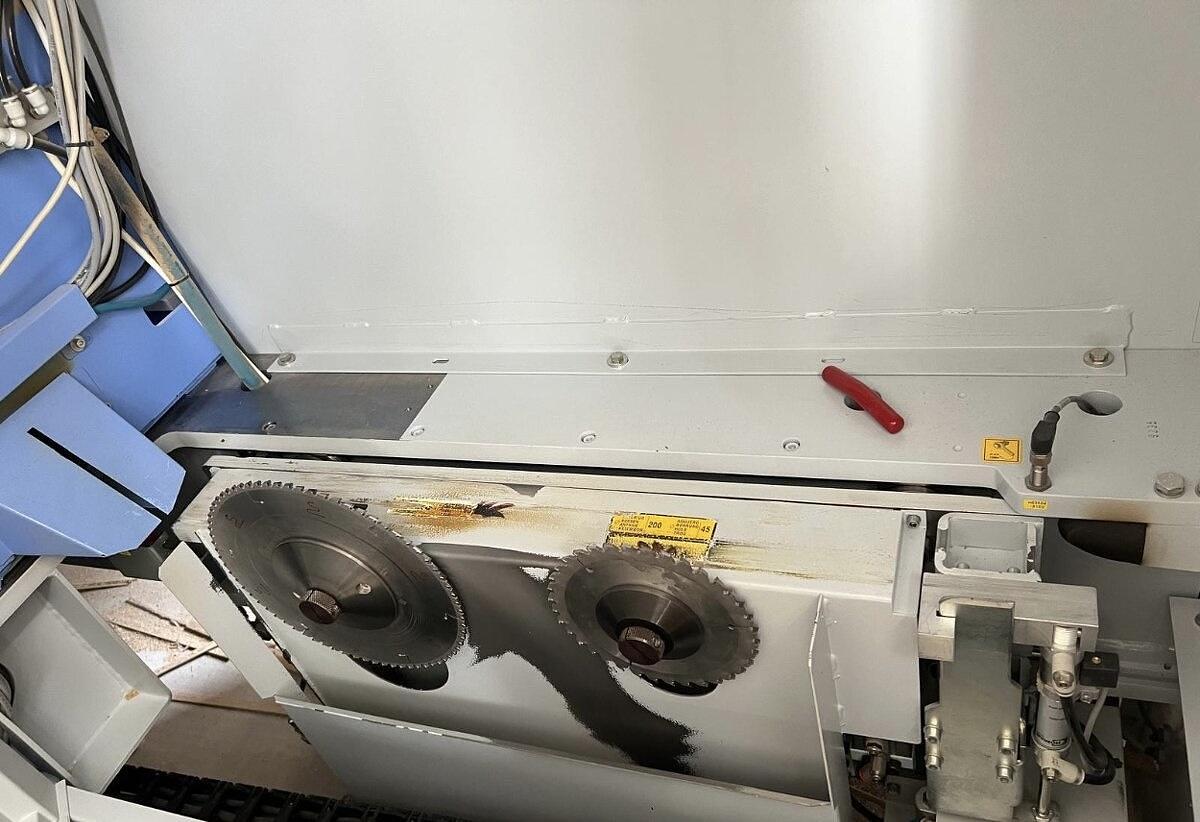 Used 2015 HOLZMA HPP 200/32/32