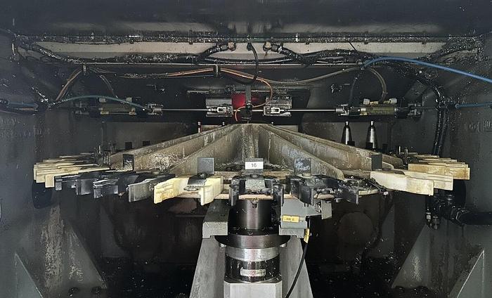 Used 2001 DECKEL MAHO DMC 65 V