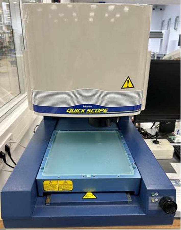 Used 2001 Mitutoyo  QS-250Z