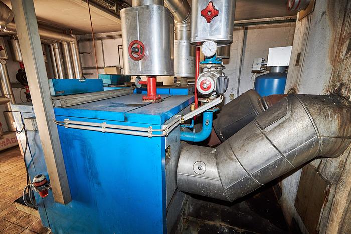 Used 1999 Max Weishaupt Industrial heating plant