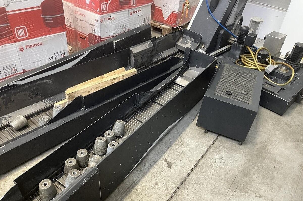 Used 2005 Mazak Nexus VCN 510 C