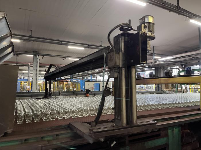 Used EMHART IS10 - EF 6 1/4 '' DG LH Hotend glass production line