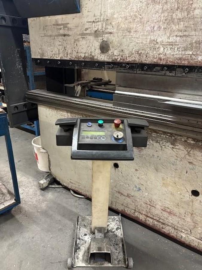 Used LVD PPEB 110/30 CAU-CNC Hydraulic Press Brake