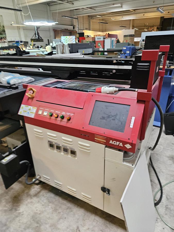 Used 2012 Agfa Anapurna + OCE arizona + printing machines package