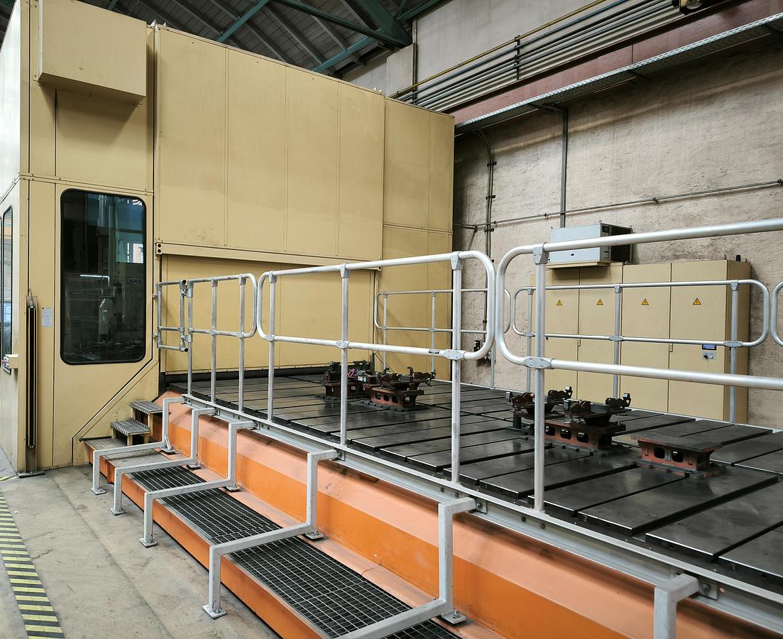 Used 1997 AXA UPFZ 40