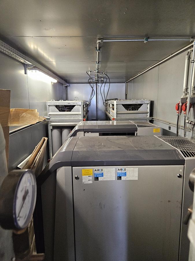 Used Airco Nitrogen container