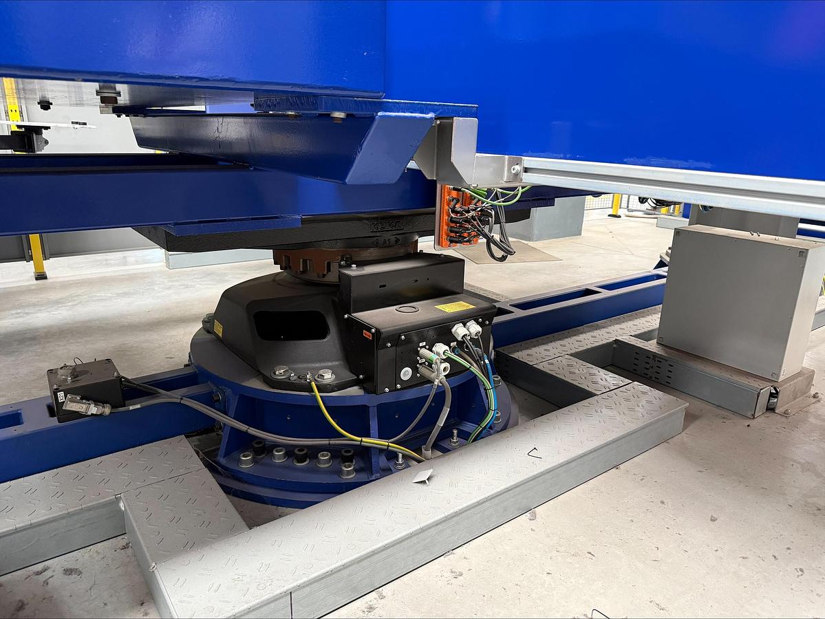 Used 2020 Kuka Robotic Welding Cell