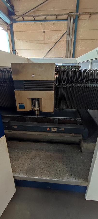 Used 2016 Trumpf TruLaser 3030 with TruFlow 5000 CO2 laser incl. Loadmaster