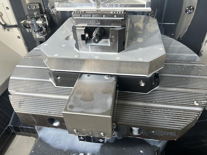 Used 2019 DMG MORI  CMX 50 U + PH 150