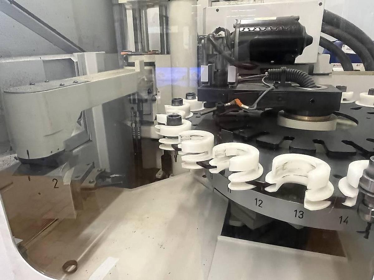 Used 1998 Mikron UM 600 HS