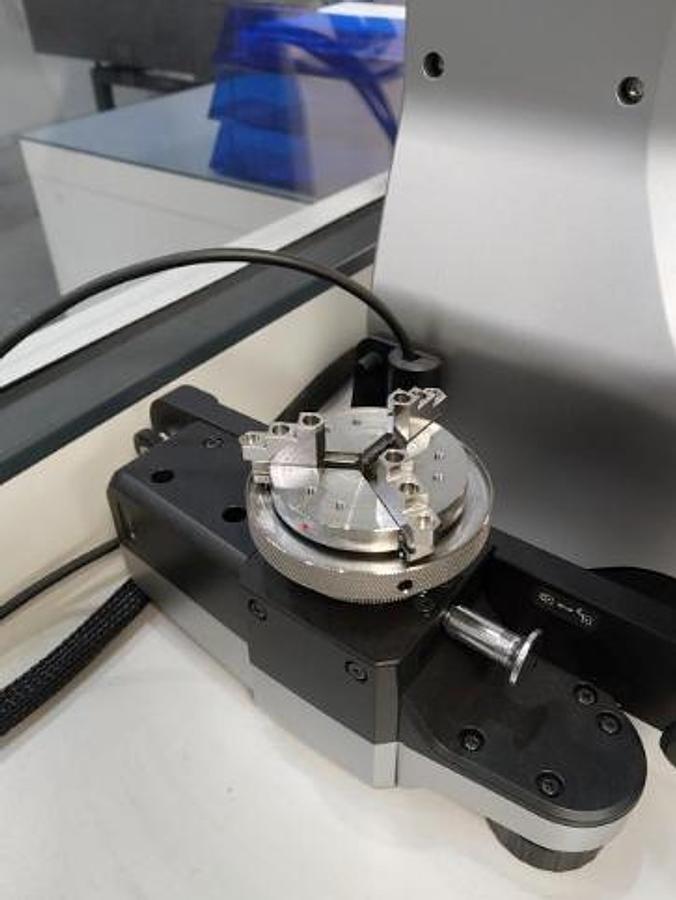 Used Keyence IM-800 Measuring System 