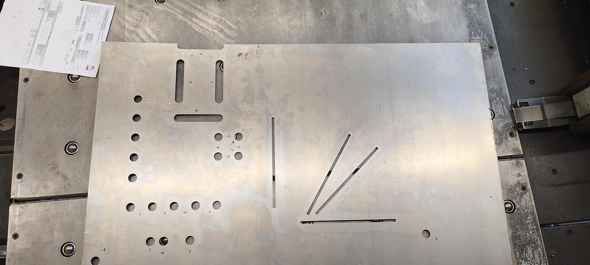 Used 2008 AMADA AC-2510 NT