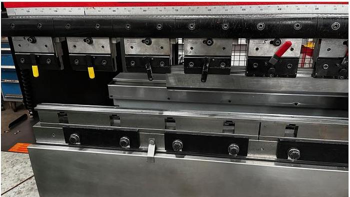 Used 2004 Amada HFP 80-25 L