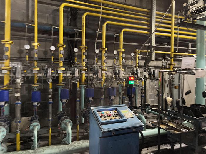 Used EMHART IS10 - EF 5 1/2 '' DG RH Hotend glass production line