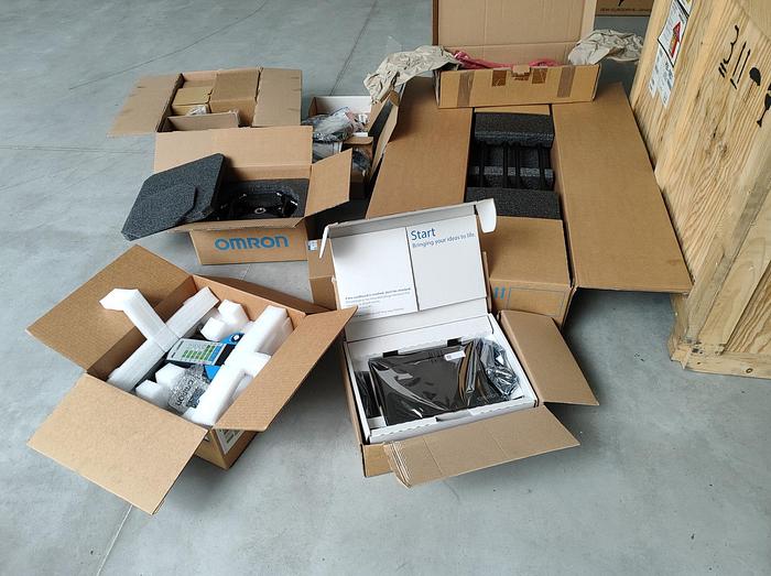 2021 OMRON 4-arms Quattro Robot iX