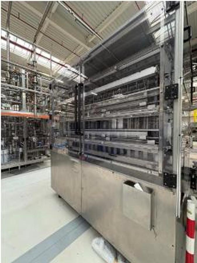 Used Bottle Distribution and Sleeve-Wrapping Line