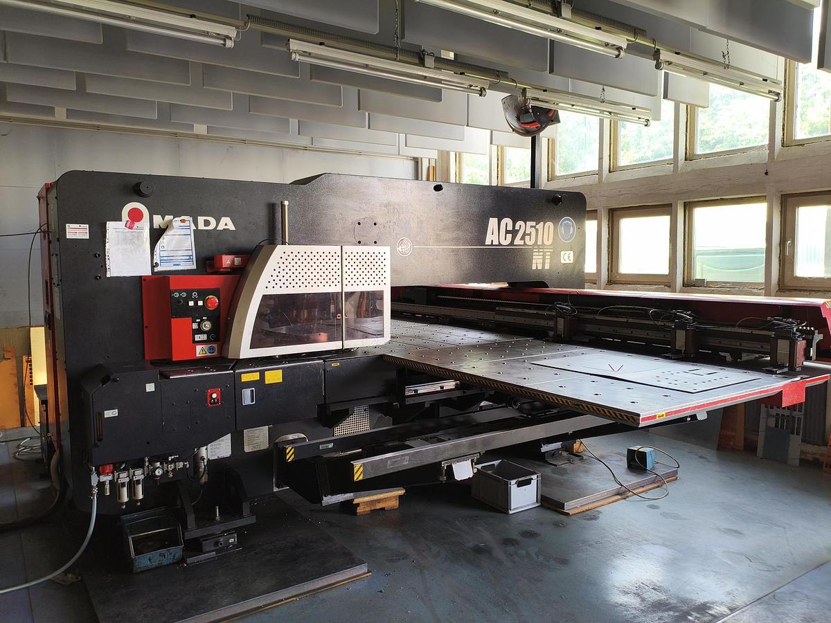 Used 2008 AMADA AC-2510 NT