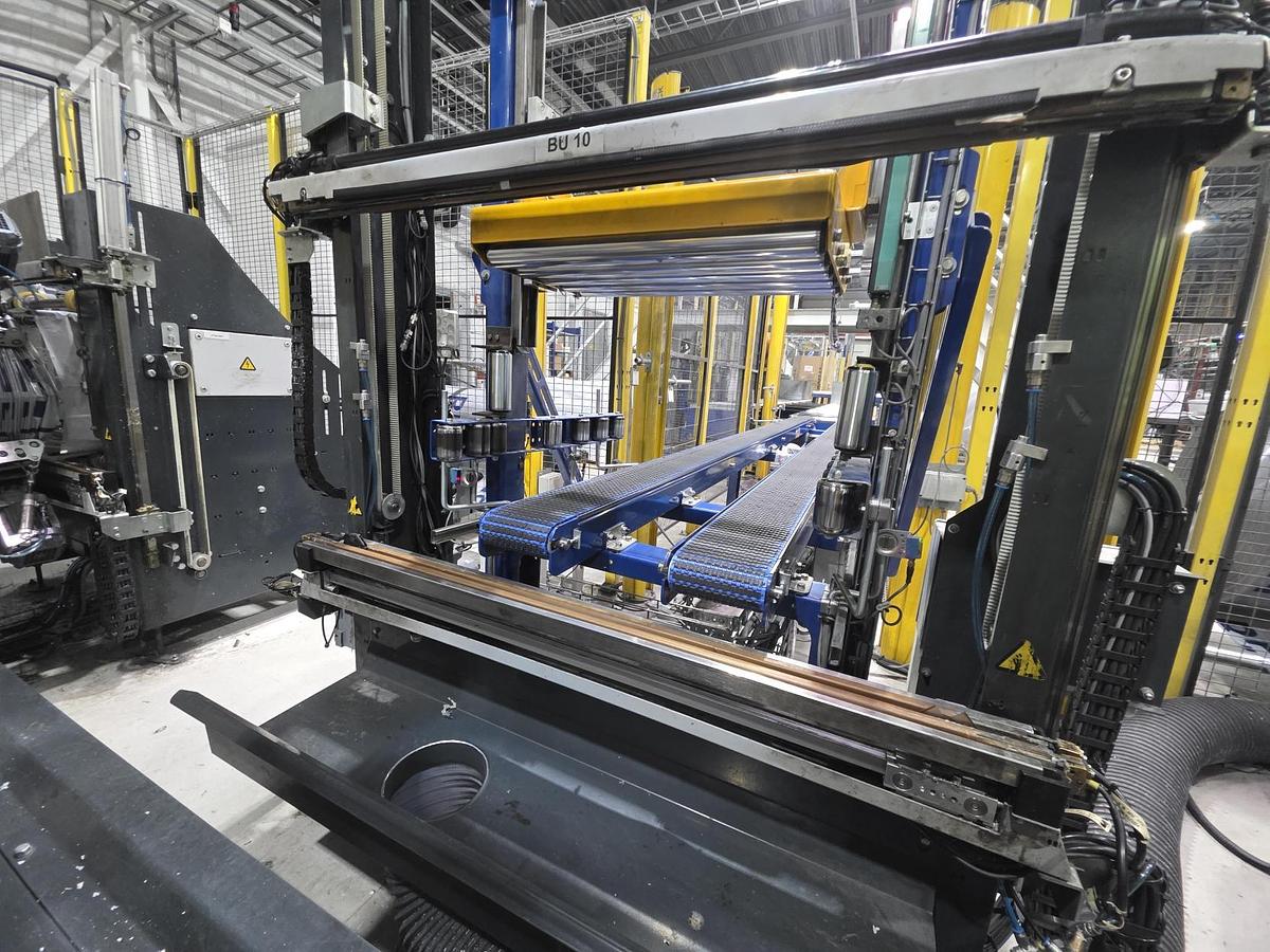 Used Tentoma RoRo StretchPack Semi-flow Packaging Machine