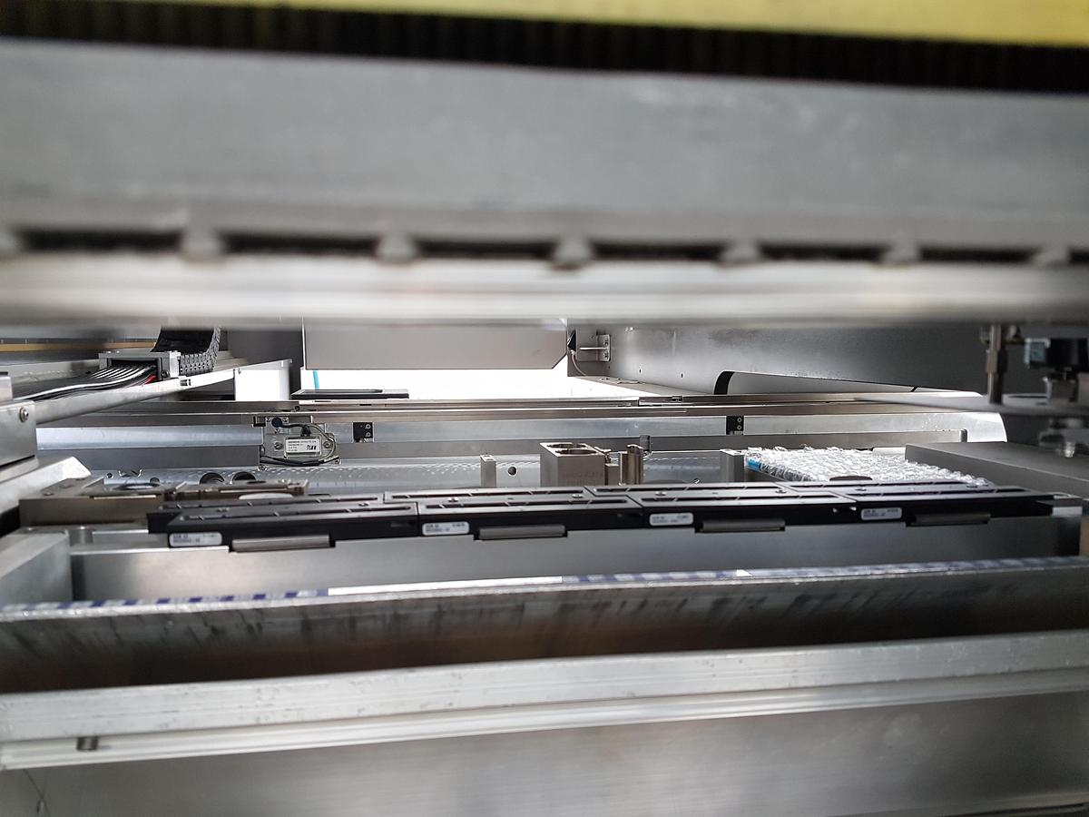 Used Siemens Siplace SMT Machines  Package