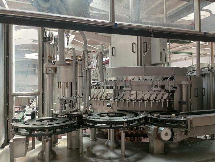 Used BOTTLE FILLING LINE 24.000 bottles/hour