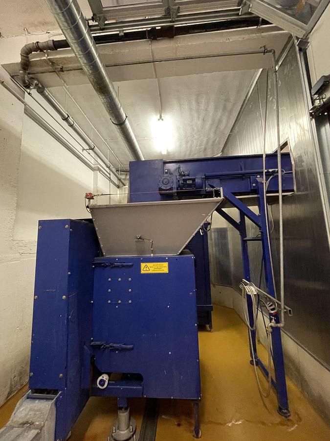 Used 2008 Strautmann PET Press BP900