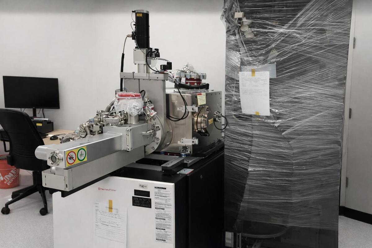 Used 2019 ThermoFisher OptiFIB Taipan G2+ DualBeam FIB-SEM System