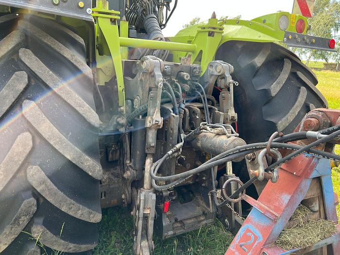 Used 2016 Claas Xerion 4000