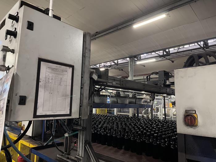 Used EMHART IS10 - EF 6 1/4 '' DG LH Hotend glass production line