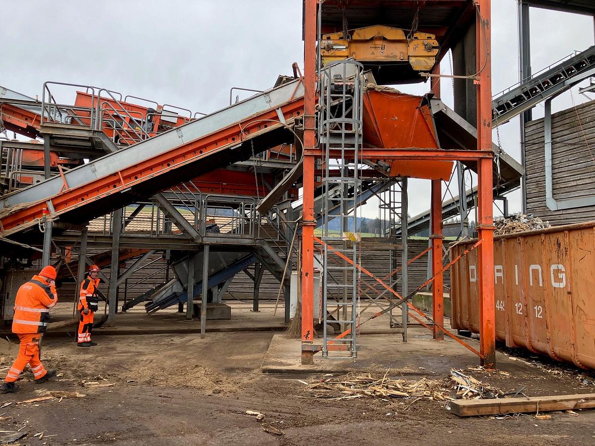 Used 2012 Komptech Multistar 2-SE Stationary Star Screen – Complete Screening Plant with Conveyors, Walkways and Steinert Magnet