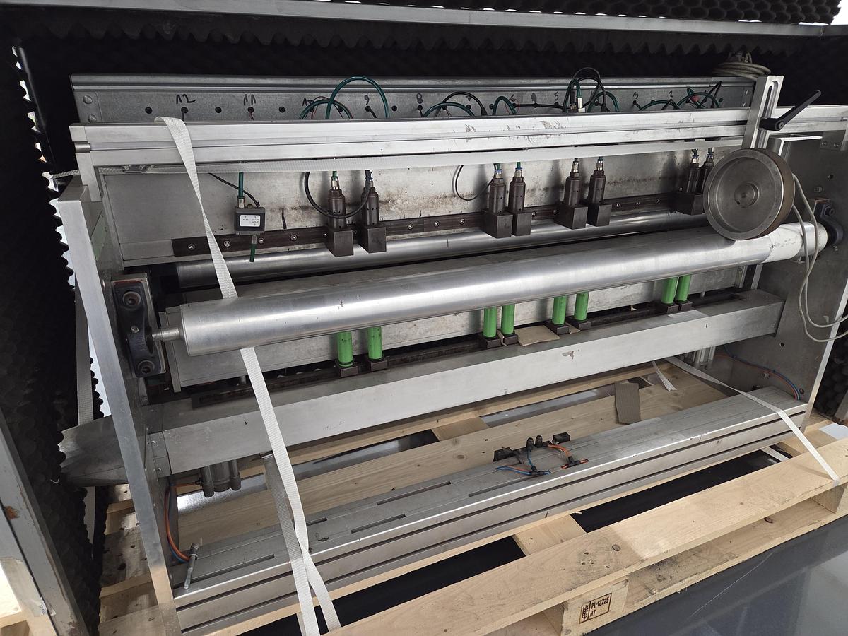 Used 2011 MaKlaus MPU-RGT-SS-ROT Pneumatic High-Speed Hole Punching Unit