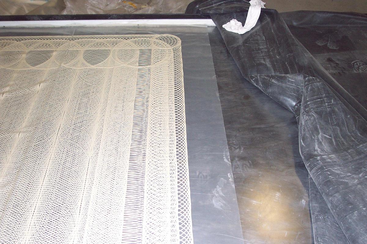 Used 2008 Lutzke Adhesive Bonding System