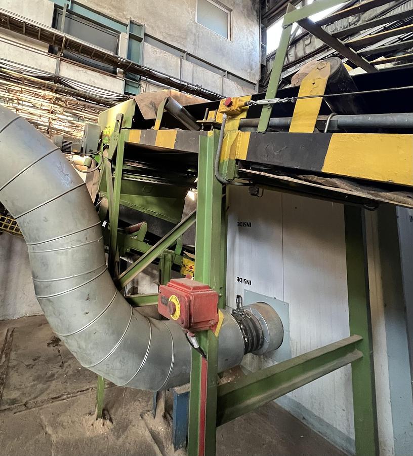 Used Bezner wood chip production line