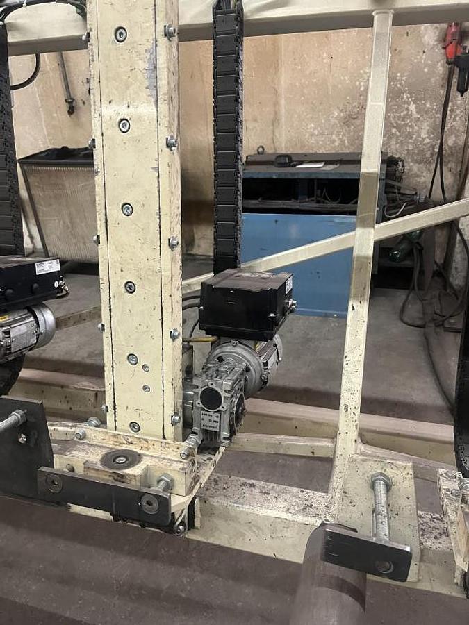 Used 2015 Longitudinal Beam Welding System