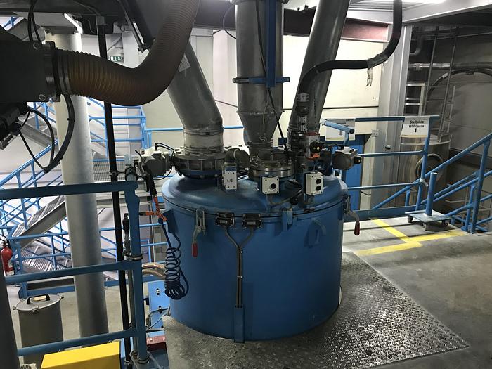 Used 2005 Buss raw material conveyor