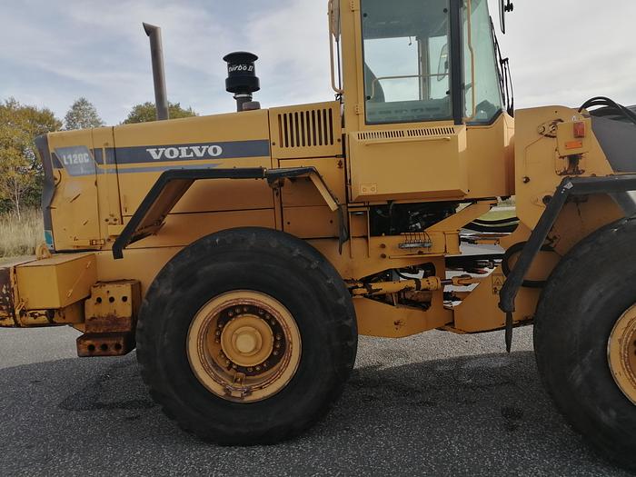 Used 1998 Volvo L120c