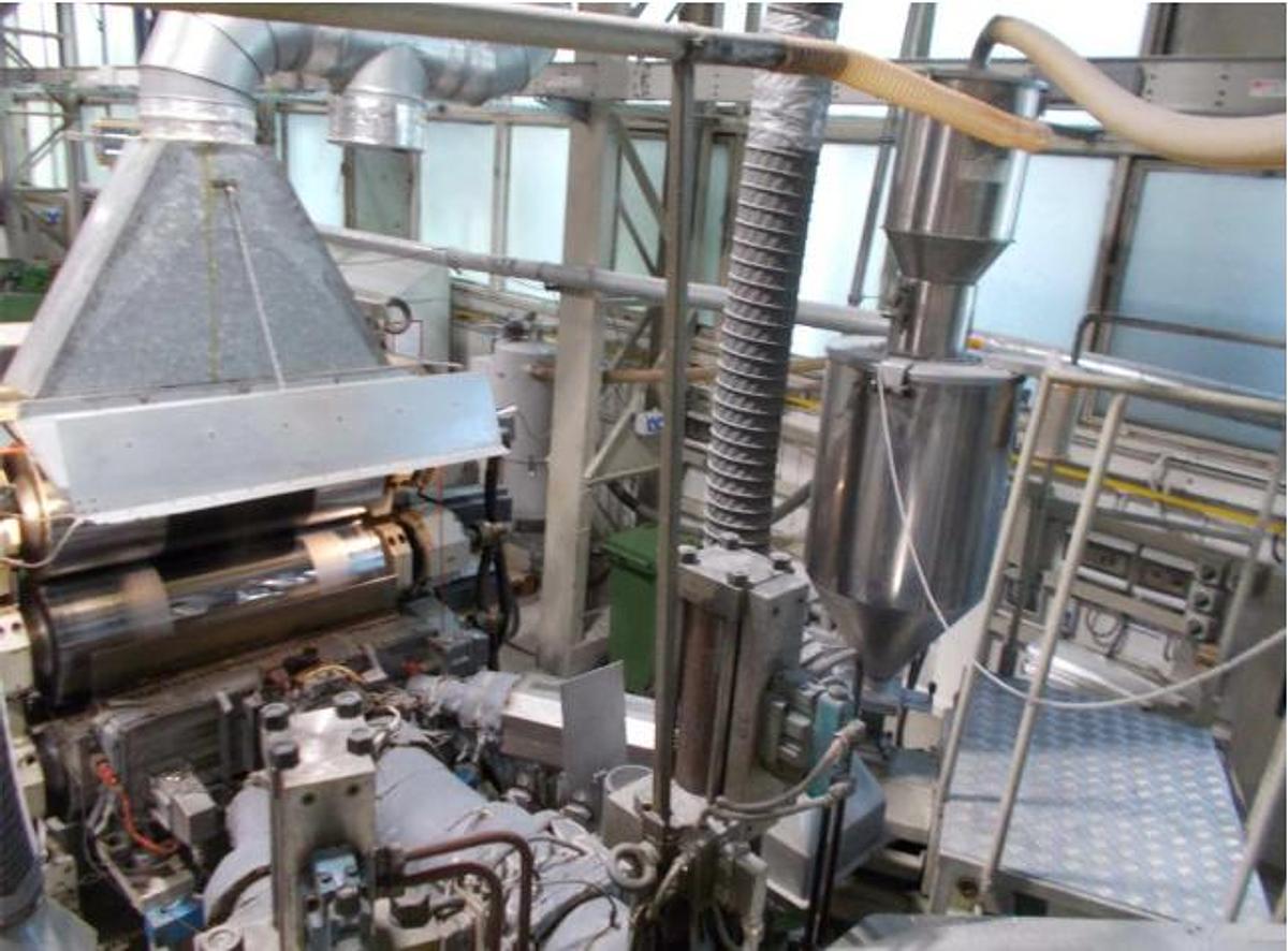 Used 1992 Omipa 120/90/45 Extrusion Line