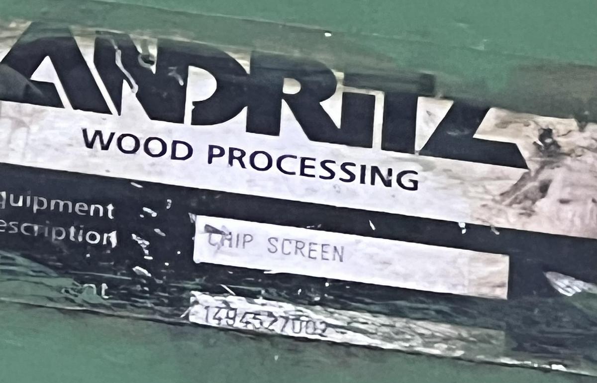 Used Bezner wood chip production line