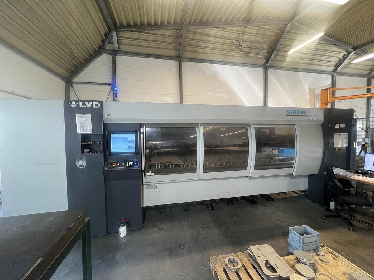 Used LVD Sirius 3015 Plus CO2 Laser Cutting Machine