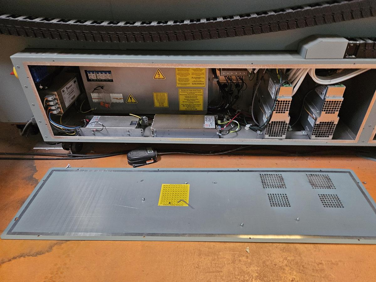 Used 2012 Agfa Anapurna + OCE arizona + printing machines package
