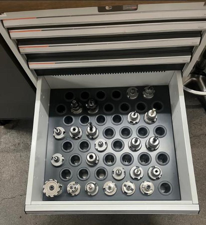 Used 2021 Hurco VMX24i